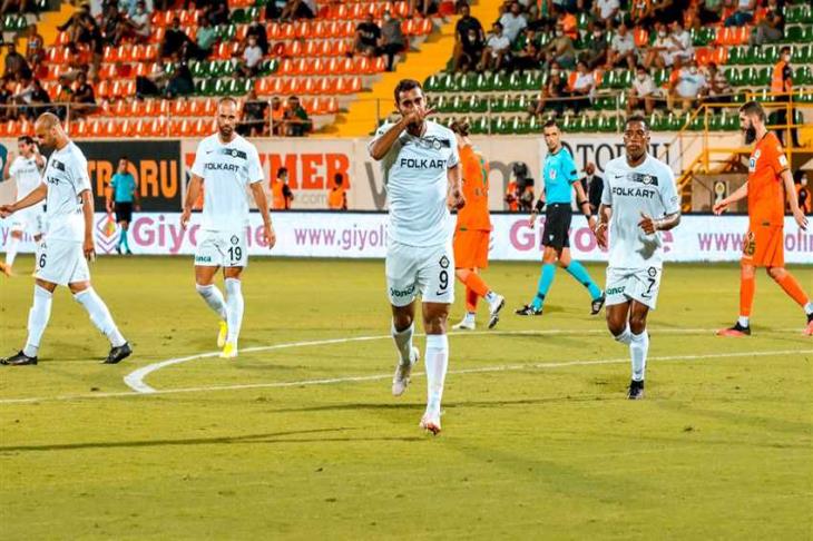 أحمد ياسر ريان